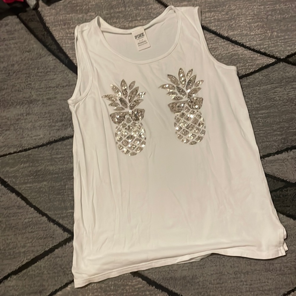Oversized PINK tank size small